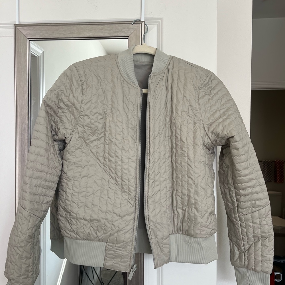 Lululemon Athletica Quilted Jacket - Light Gray